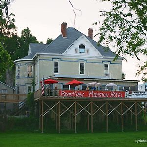 Riverview Mansion Hotel